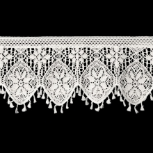 FIRANA GOTOWA MOLY NA TAŚMIE 150 X 30 CM BIAŁY