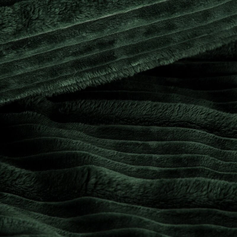 KOC NINA 220 X 200 CM CIEMNOZIELONY