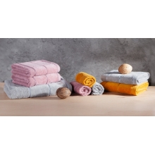 RĘCZNIK MARI (05) 70 X 140 CM BRĄZOWY RĘCZNIK MARI (05) 70 X 140 CM BRĄZOWY