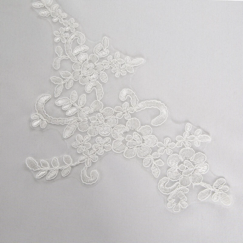 OBRUS BARI 85 X 85 CM BIAŁY